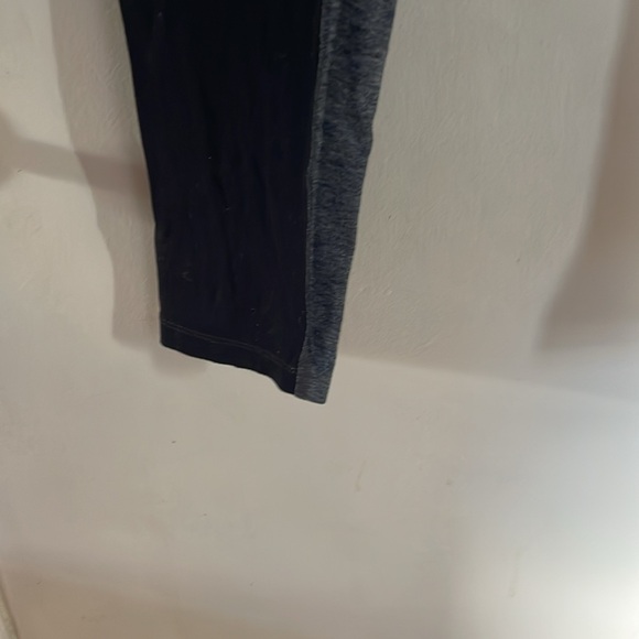 Leggings. The North Face FlashDry black & gray leggings. Large. Nice condition. - Picture 5 of 8
